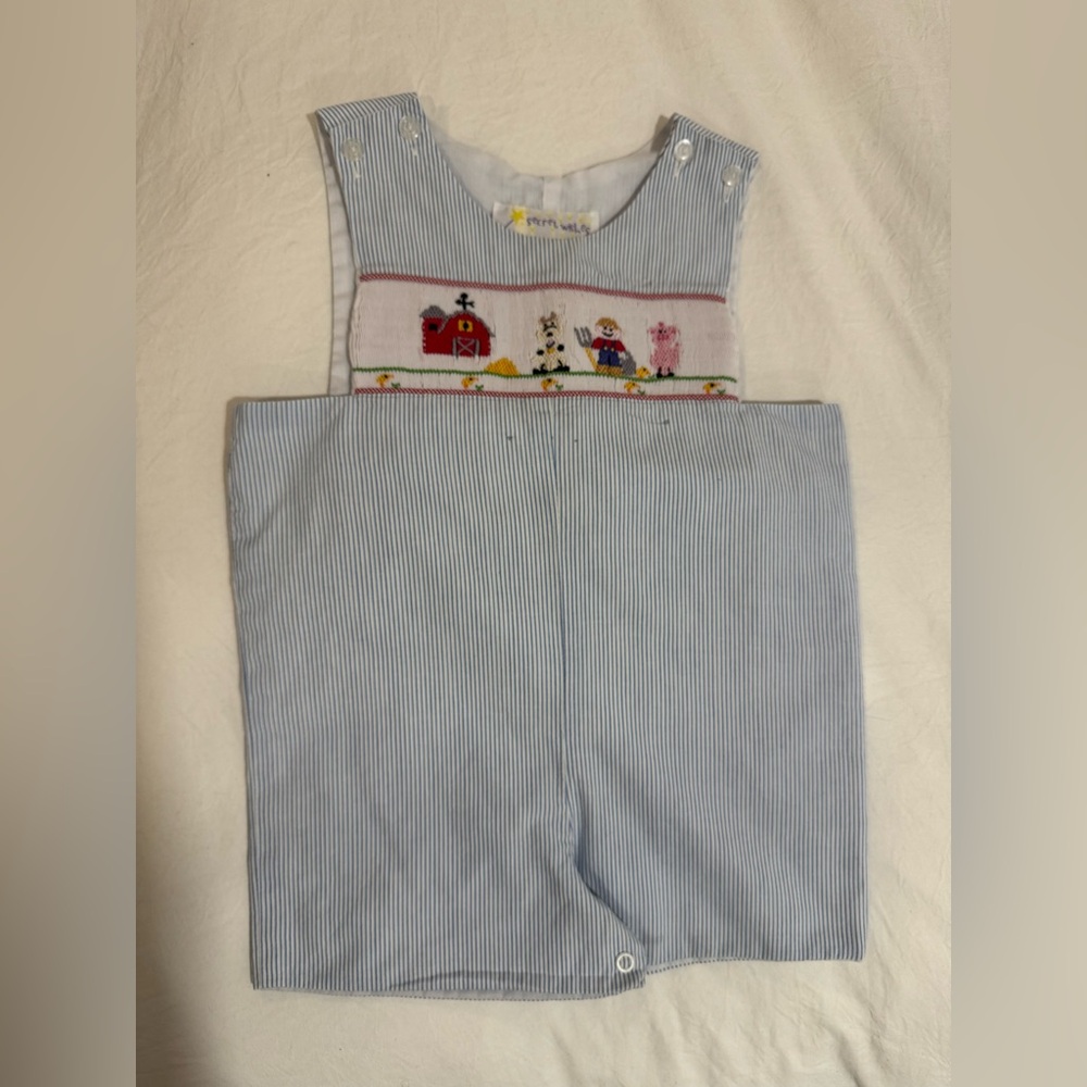 Smocked Jon Jon size 18 months ****call out*****marker marks under smocking.